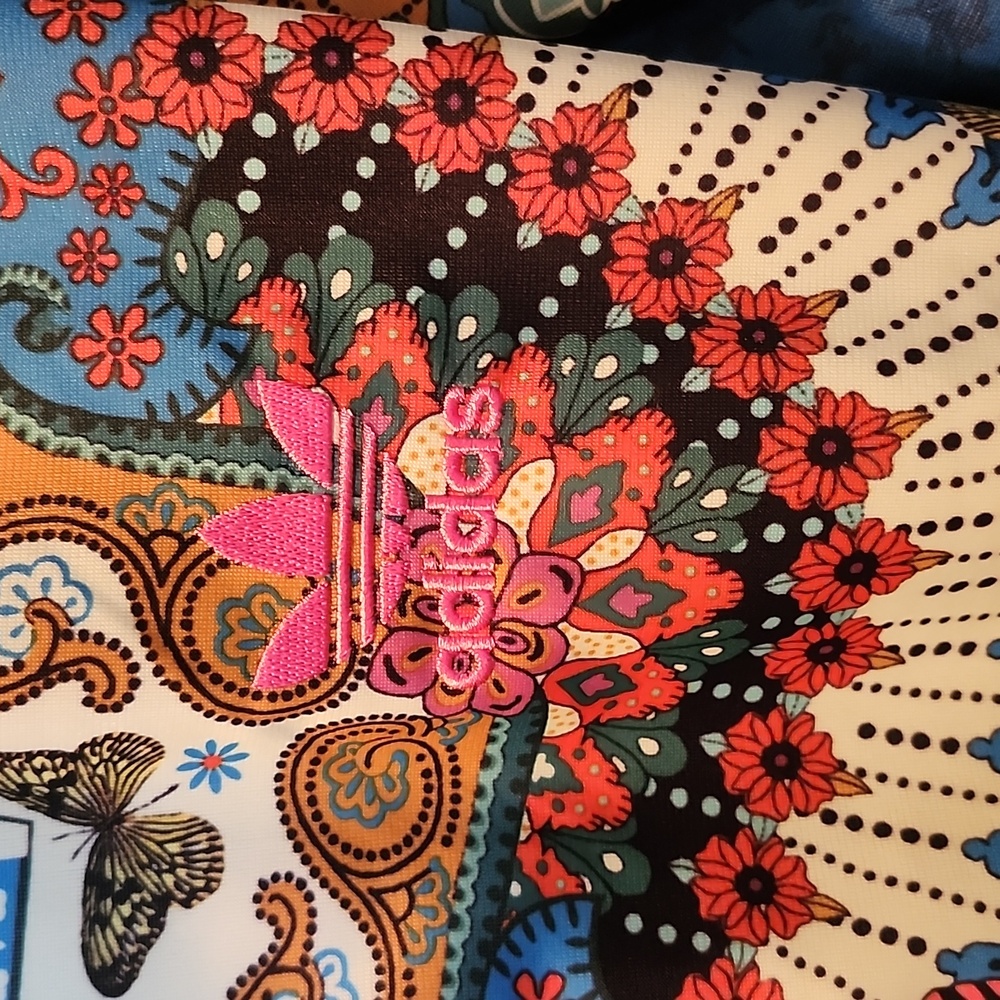 Adidas Originals X Farmrio Borbomix Butterfly Mosiac Pattern Tracksuit - Picture 4 of 7